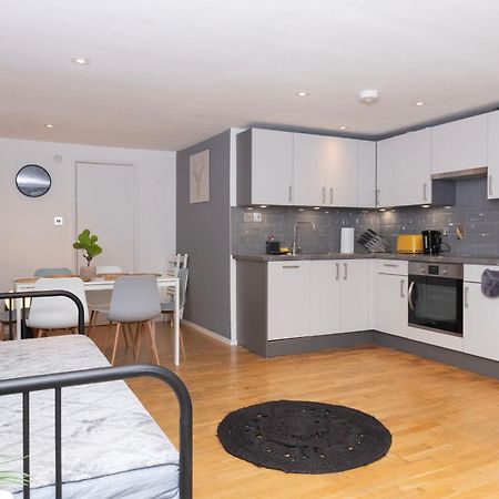 Cosy Ground Floor Apartment Londres Exterior foto